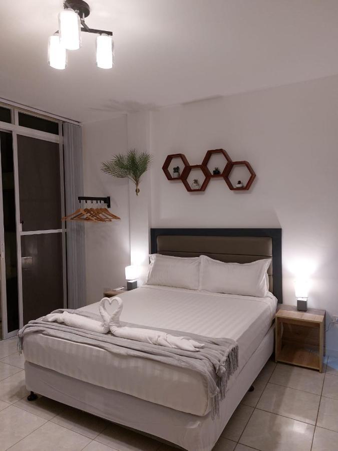Bonsai Jacuzzi Suites Panglao Bagian luar foto