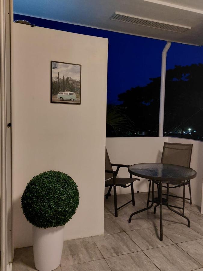 Bonsai Jacuzzi Suites Panglao Bagian luar foto