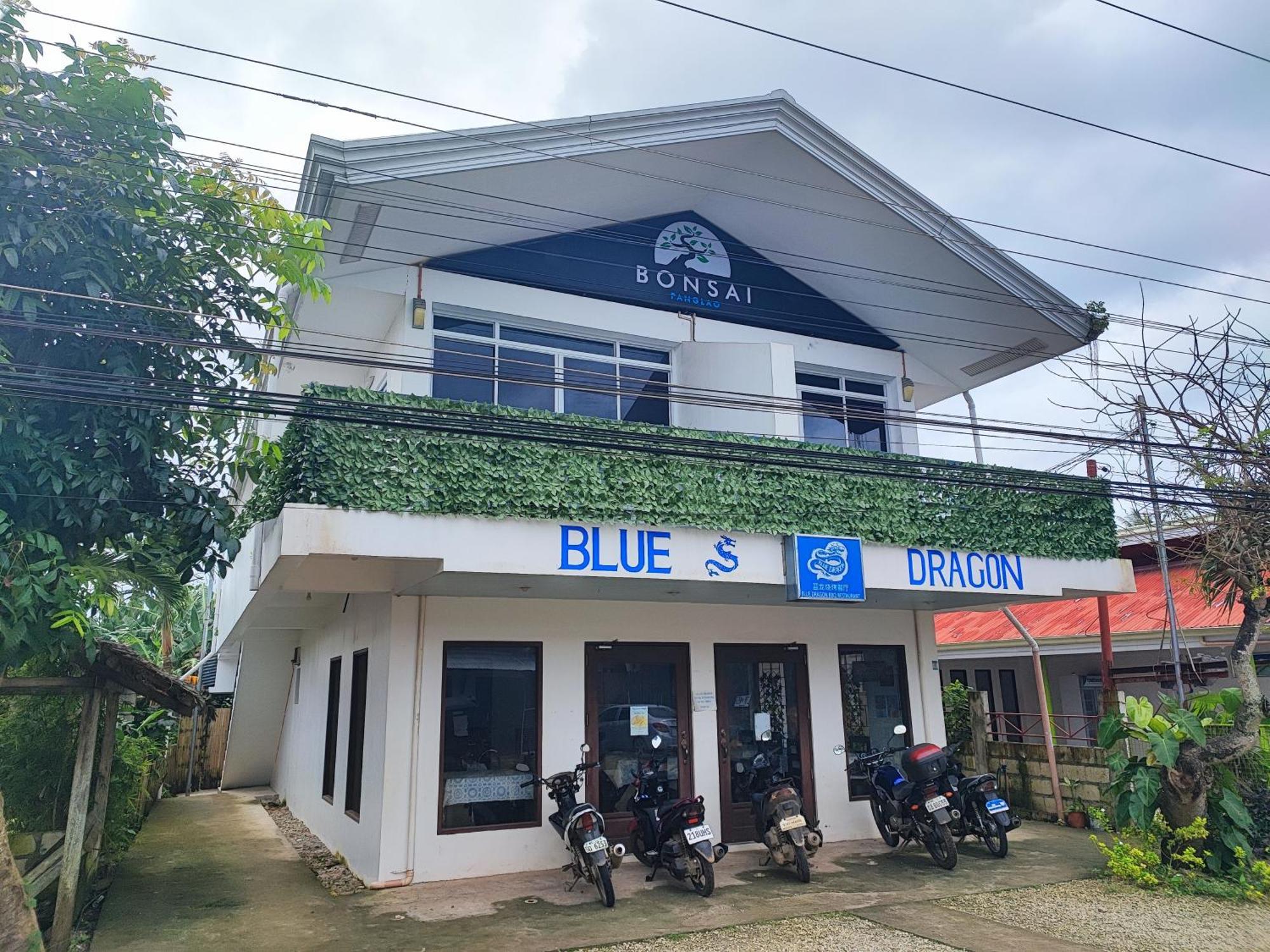 Bonsai Jacuzzi Suites Panglao Bagian luar foto