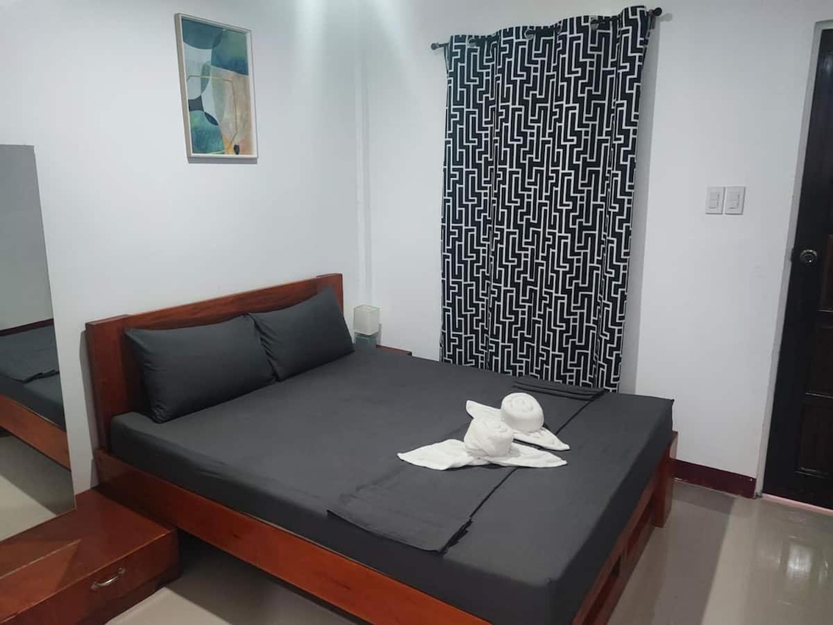 Bonsai Jacuzzi Suites Panglao Bagian luar foto