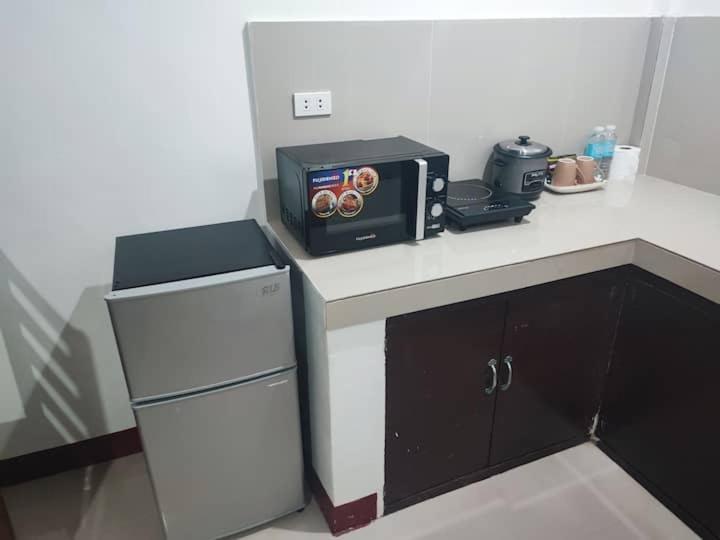 Bonsai Jacuzzi Suites Panglao Bagian luar foto